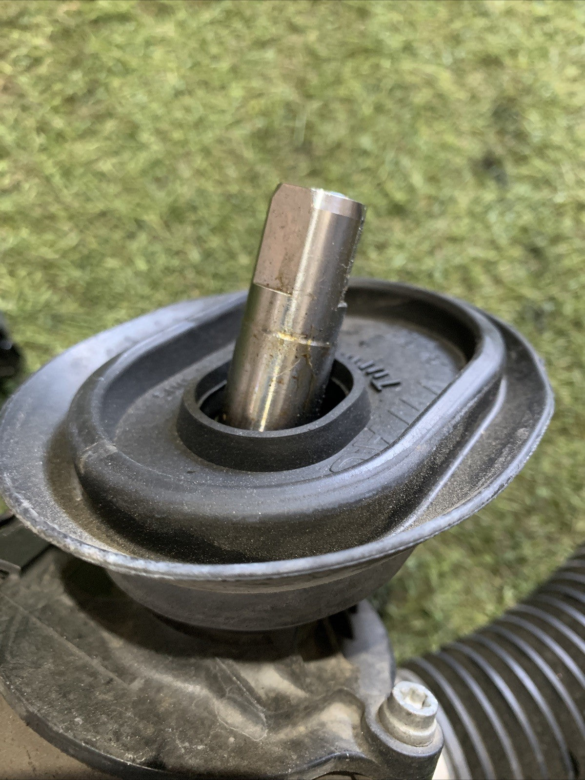 SCATOLA GUIDA STERZO ELETTRICA VOLKSWAGEN T-ROC 1.0 TSI 2023 5Q1423051BR