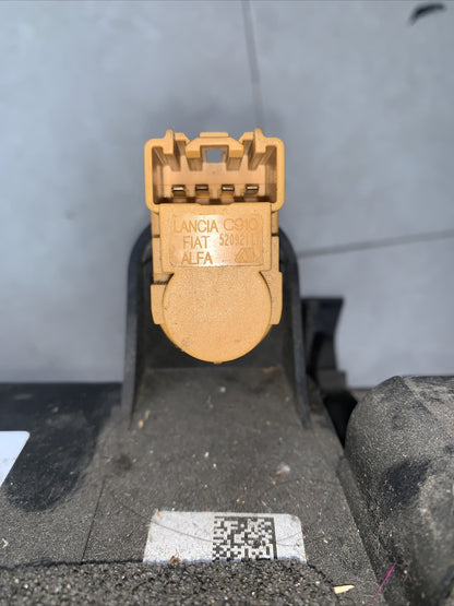 Pedaliera Freno Frizione Fiat 500X 00520490220