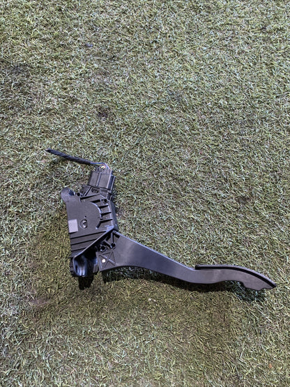 PEDALE ACCELERATORE PER VOLKSWAGEN T-ROC Serie 5Q1723503L (19 )