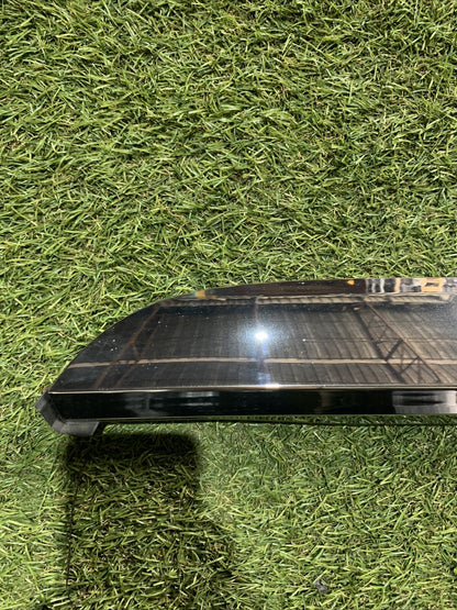 MODANATURA ESTERNA SUPERIORE DX PEUGEOT 2008 ANNO 2017 COD. 9806404777