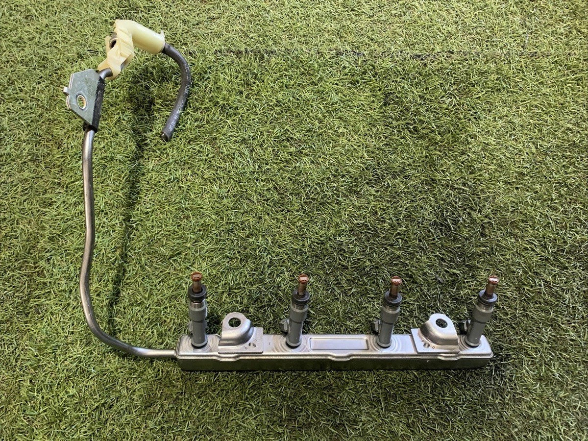 Flauto Iniettori Toyota C-HR 2016-2023 1.8 Hybrid 2ZR-FXE