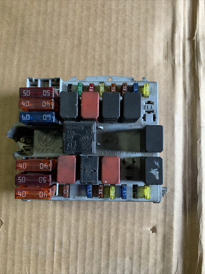 46558760 CENTRALINA SCATOLA FUSIBILI RELÈ ALFA ROMEO 147 1.9 D 85KW 5P (2004)