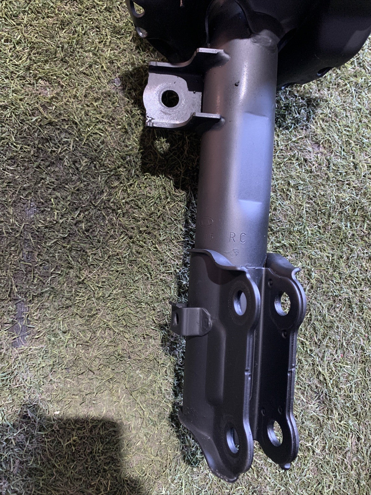 54661-J7AB0 AMMORTIZZATORE ANTERIORE DESTRO Kia X Ceed1.0 B (2021)