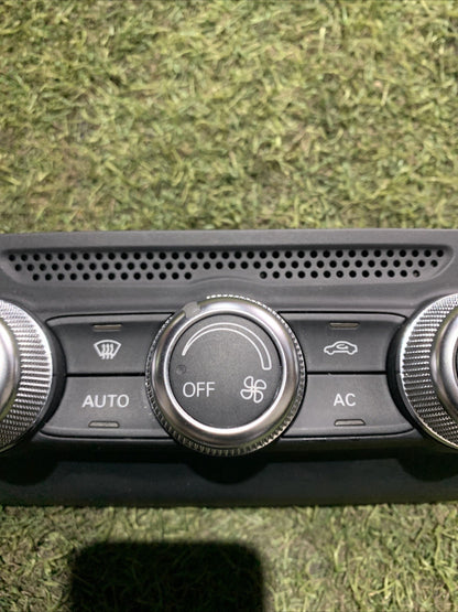 COMANDI CLIMA AUDI A1 Serie (8X1) 8X0820043A (10 14)