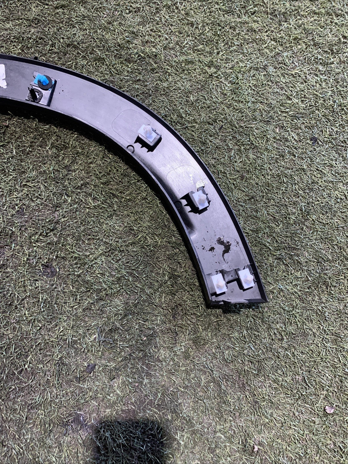 Modanatura Parafango Posteriore Destro Jeep Avenger 2025 735729932 (2)