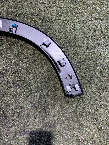 Modanatura Parafango Posteriore Destro Jeep Avenger 2025 735729932 (2)