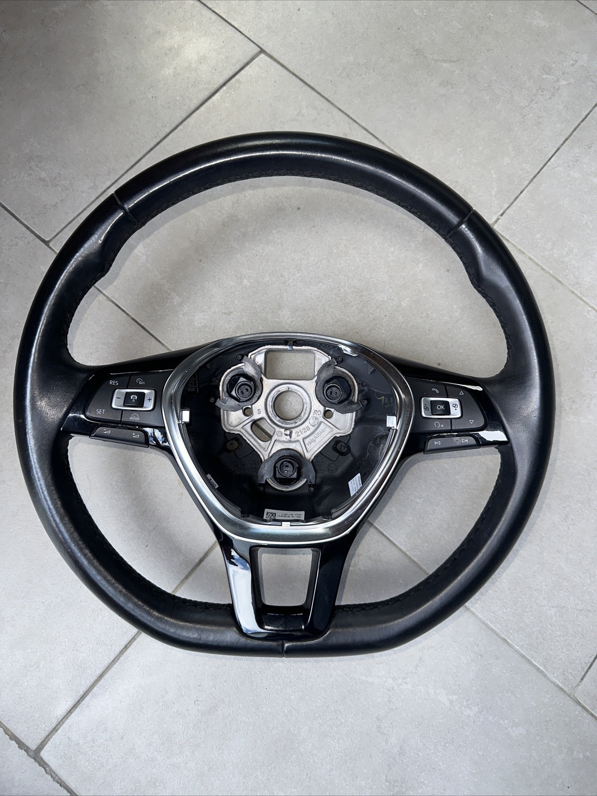 5TA419091AD VOLANTE STERZO COMANDI RADIO PELLE VOLKSWAGEN TIGUAN T-ROC