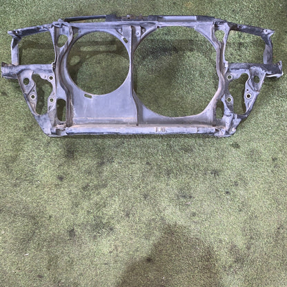 8D0805594 TRAVERSA CALANDRA BATTICOFANO ANTERIORE AUDI A4 1.9 TDI ANNO 1997-2000