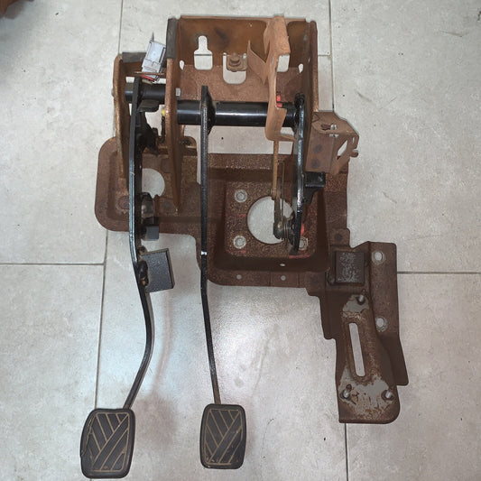 PEDALIERA FRENO + FRIZIONE FIAT Sedici