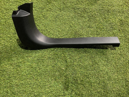 BATTITACCO ANTERIORE DESTRO FORD FIESTA MK7 2019 – H1BB-A13208-A