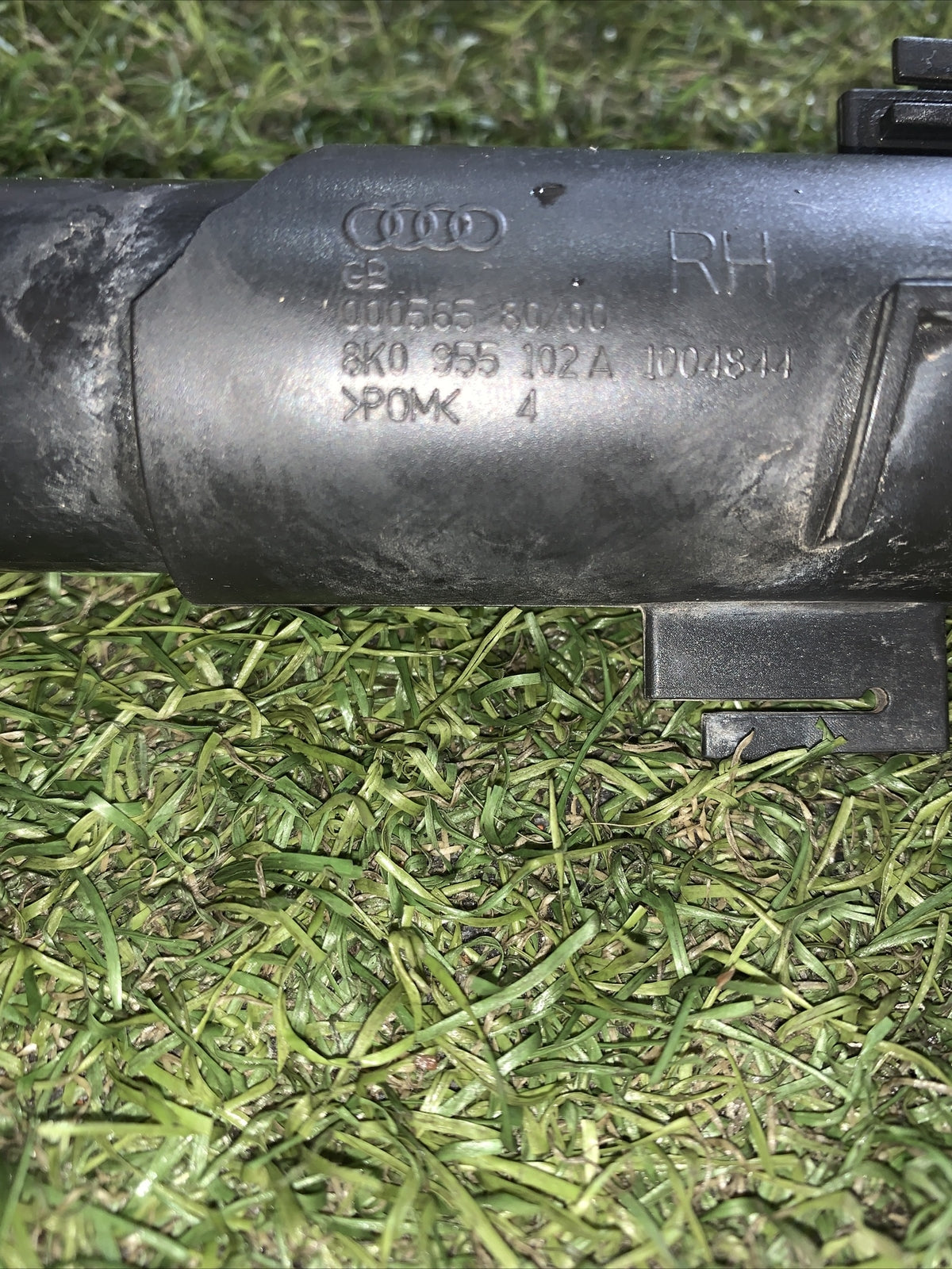 8K0955102A POMPA ACQUA LAVAFARO LAVAPROIETTORE ANTERIORE DESTRO AUDI A4 B8 ALLRO