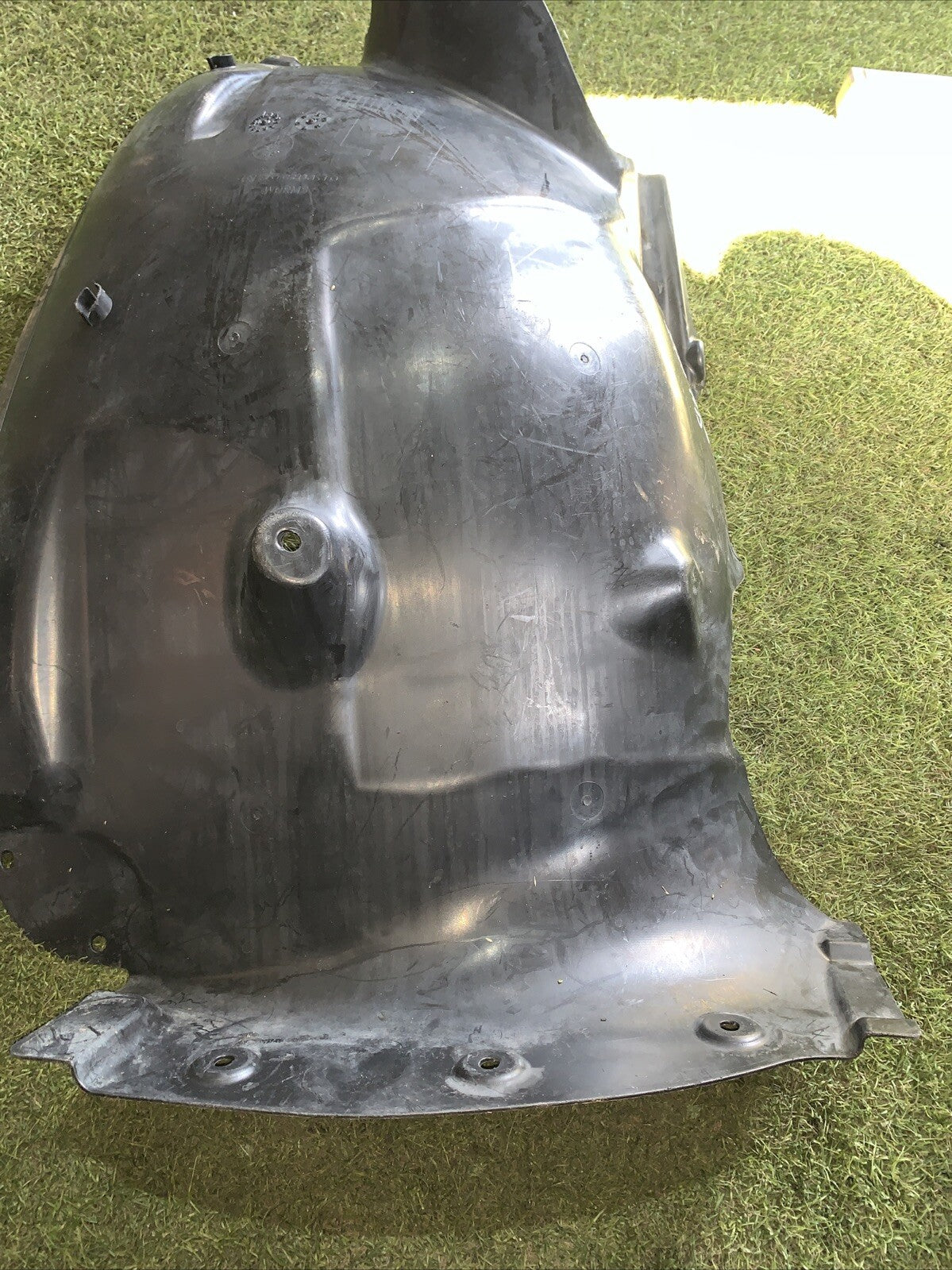 PASSARUOTA ANTERIORE SINISTRO MERCEDES Classe A Serie (W177) A2476906500