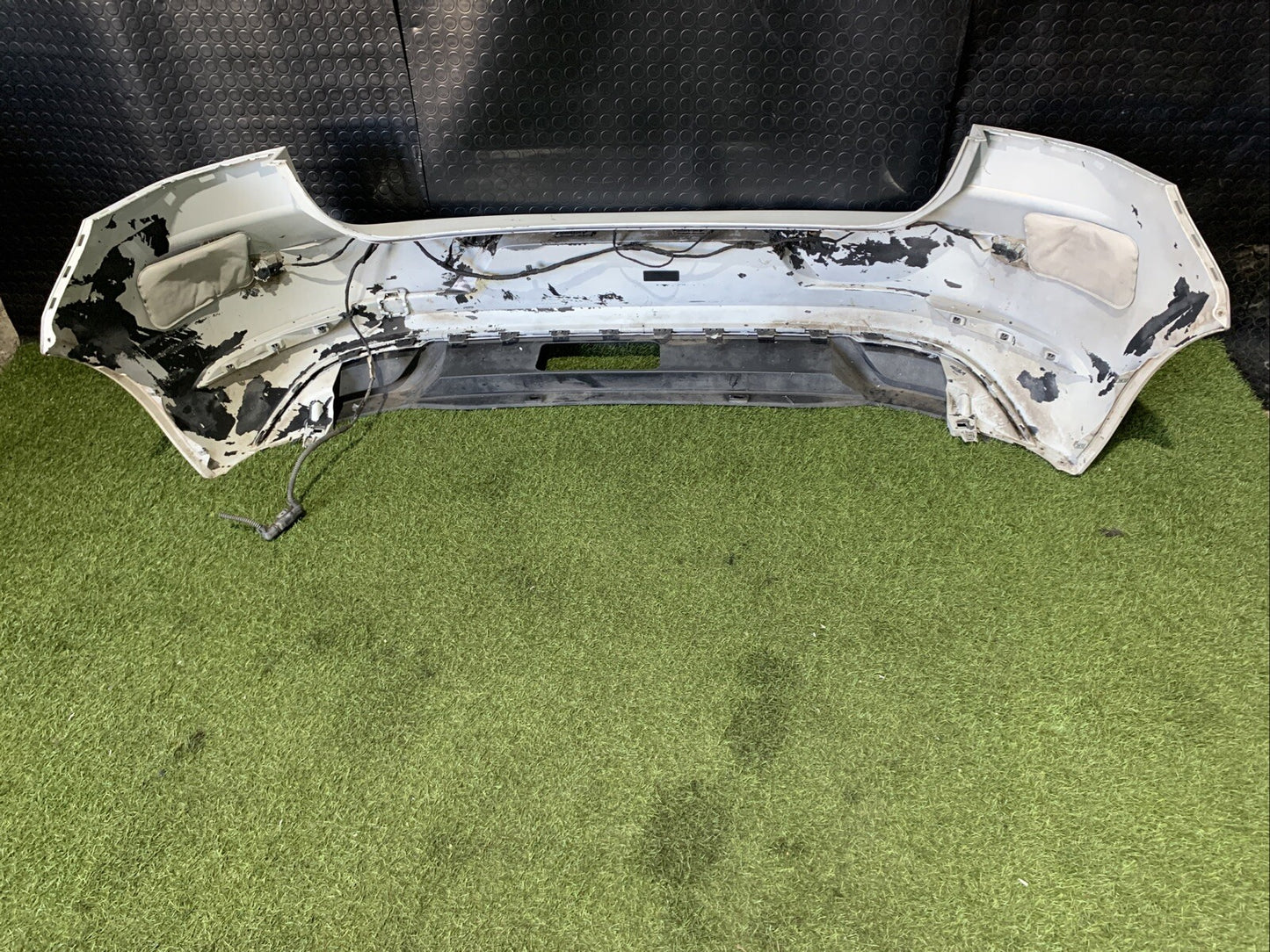 Paraurti Posteriore Volkswagen Golf 7.5 Con Sensori Di Parcheggio