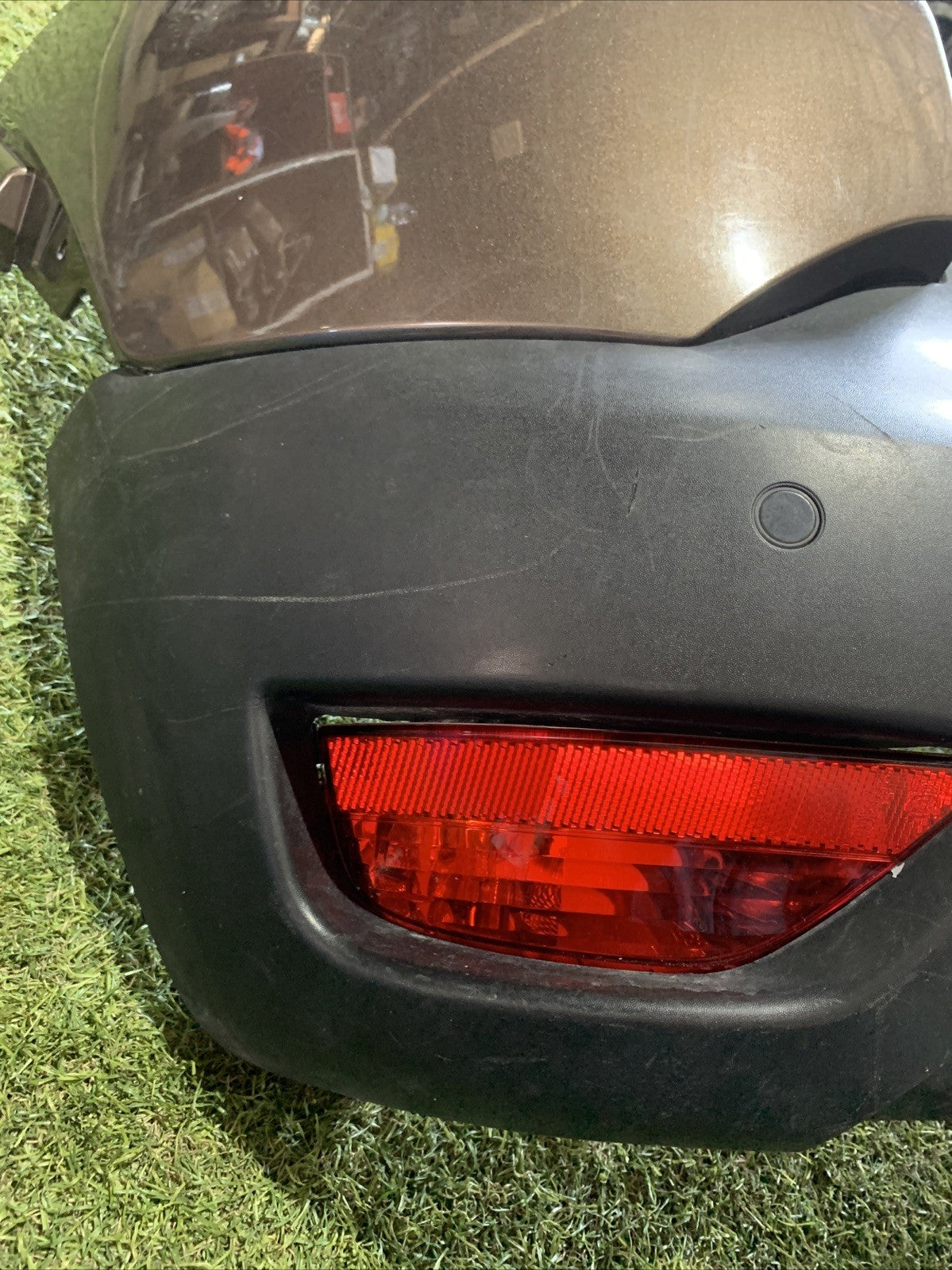 Paraurti Posteriore Renault Captur 2018 Con Sensori Di Parcheggio