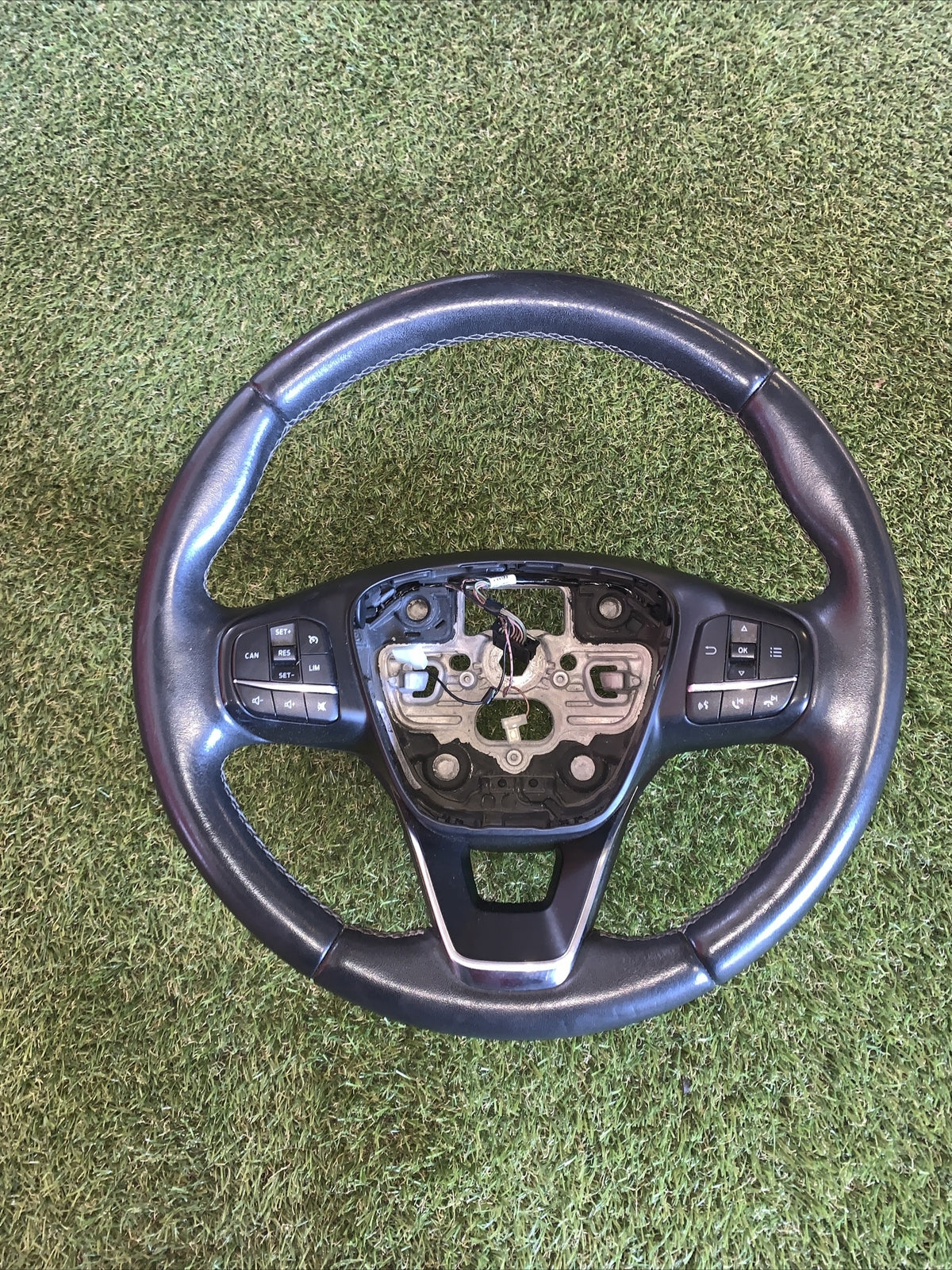 H1BB3600AMC VOLANTE COMANDI FORD FIESTA VII (7° SERIE)