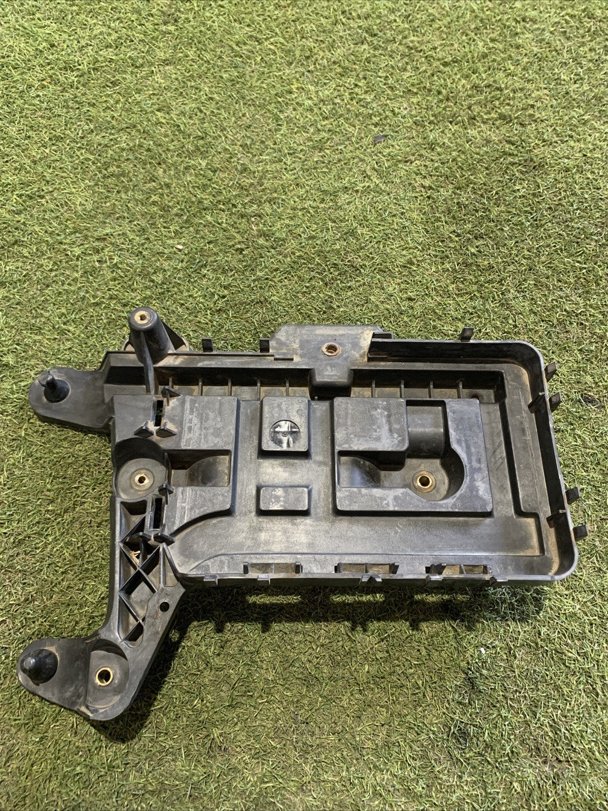 ALLOGGIO BATTERIA AUDI A3 8P 1K0915333-B