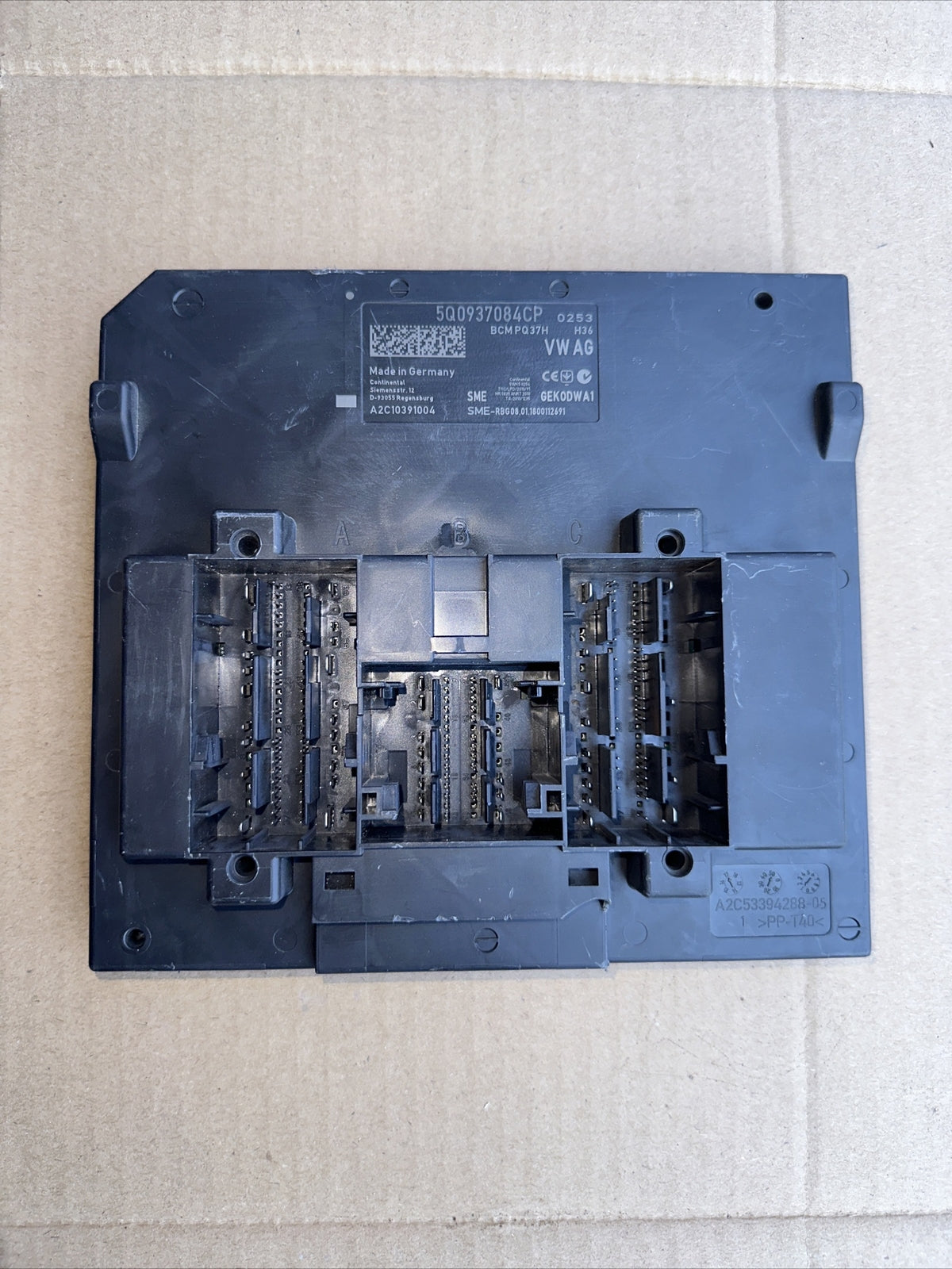 5Q0937084CP BODY COMPUTER VOLKSWAGEN T Roc  2.0 Diesel  2020