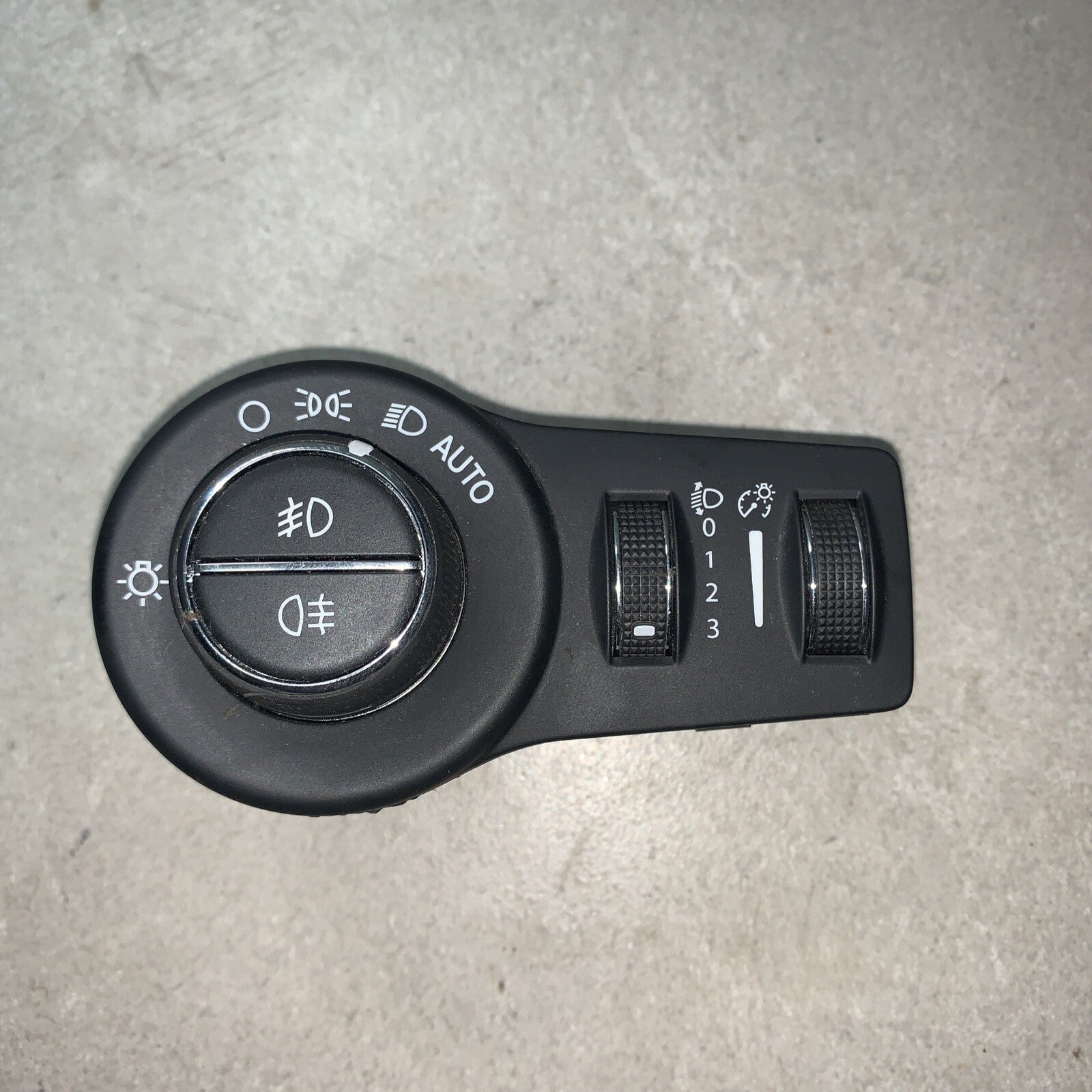 INTERRUTTORE COMANDO LUCI FIAT 500 X 07356583080