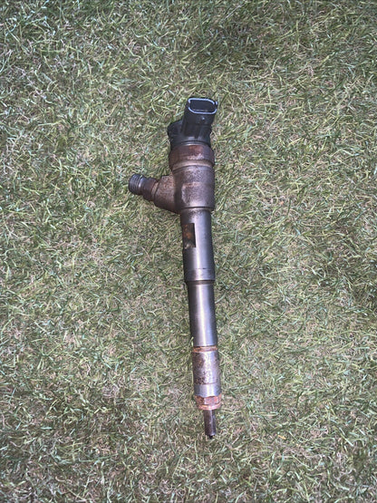 Iniettore Dacia Sandero 2015 1.5 Diesel 0445110485 (1)