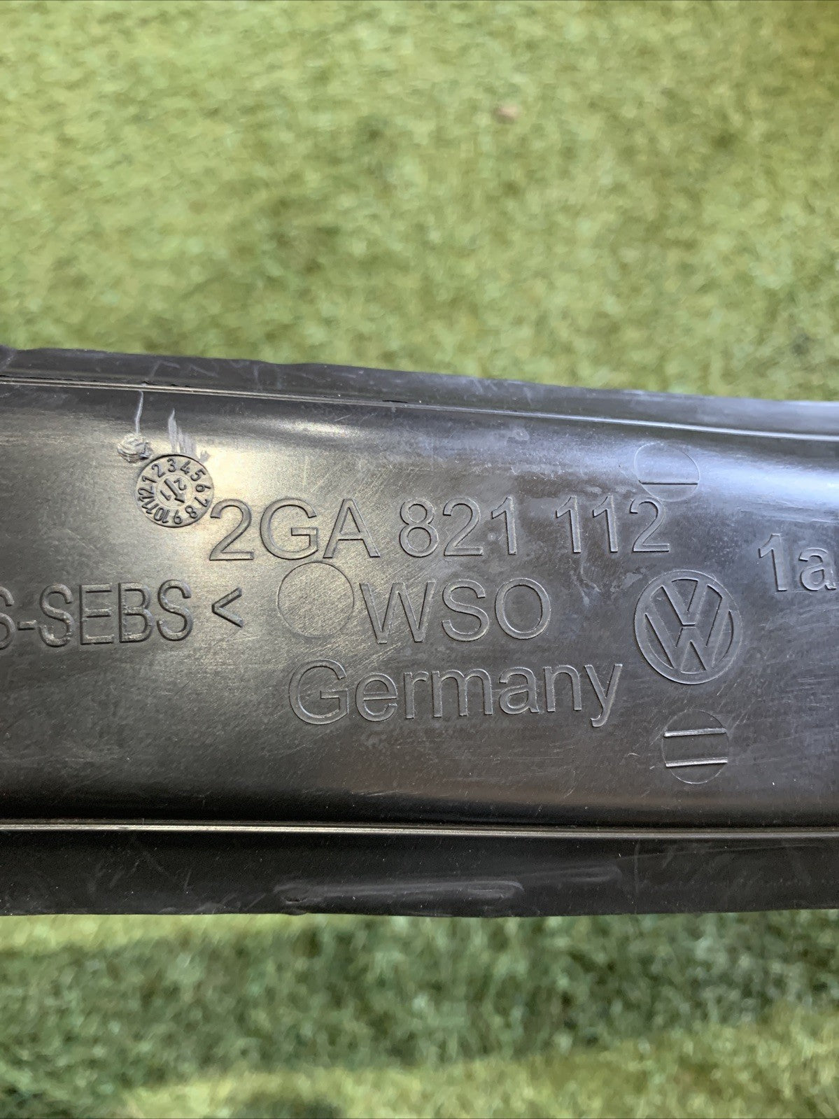 Modanatura Sotto parafango Destro Volkswagent-Roc 2GA821112