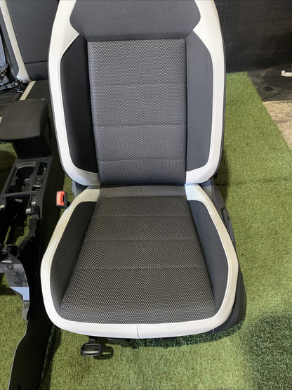 TAPPEZZERIA COMPLETA VOLKSWAGEN T-ROC 