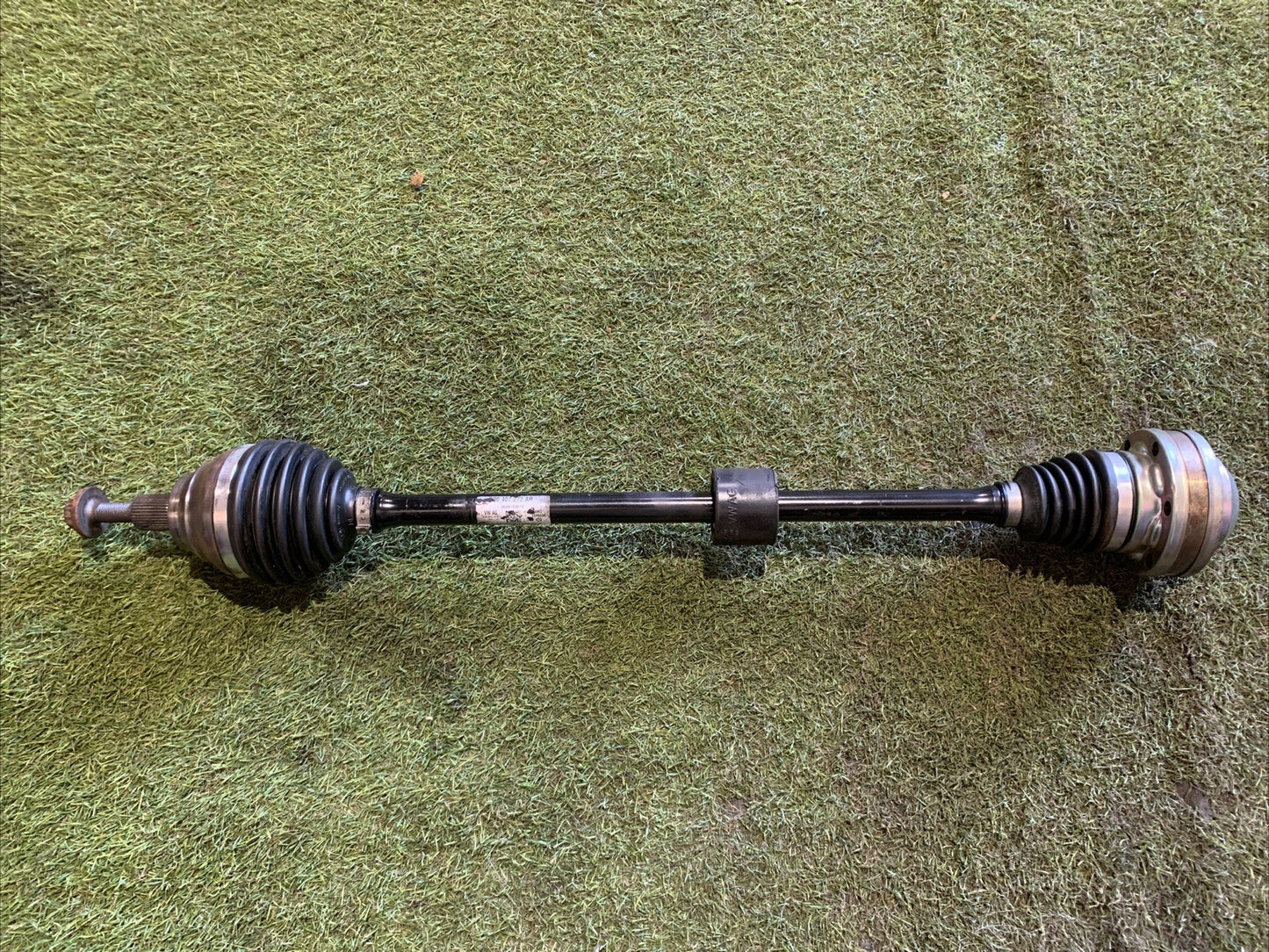Semiasse Anteriore Destro Volkswagen Tiguan 2018 1.4 Benzina 3Q0407272AR
