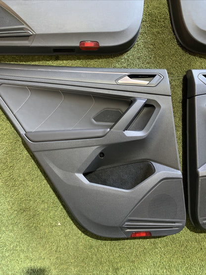 Tappezzeria Volkswagen Tiguan 2023 R Line