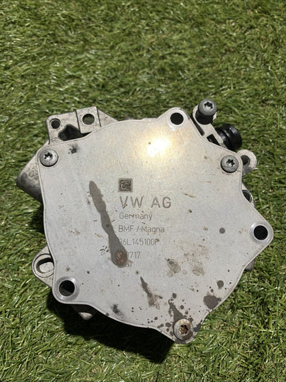 Pompa A Vuoto Volkswagen Golf 7 GTI 245CV 06L145100L (2)