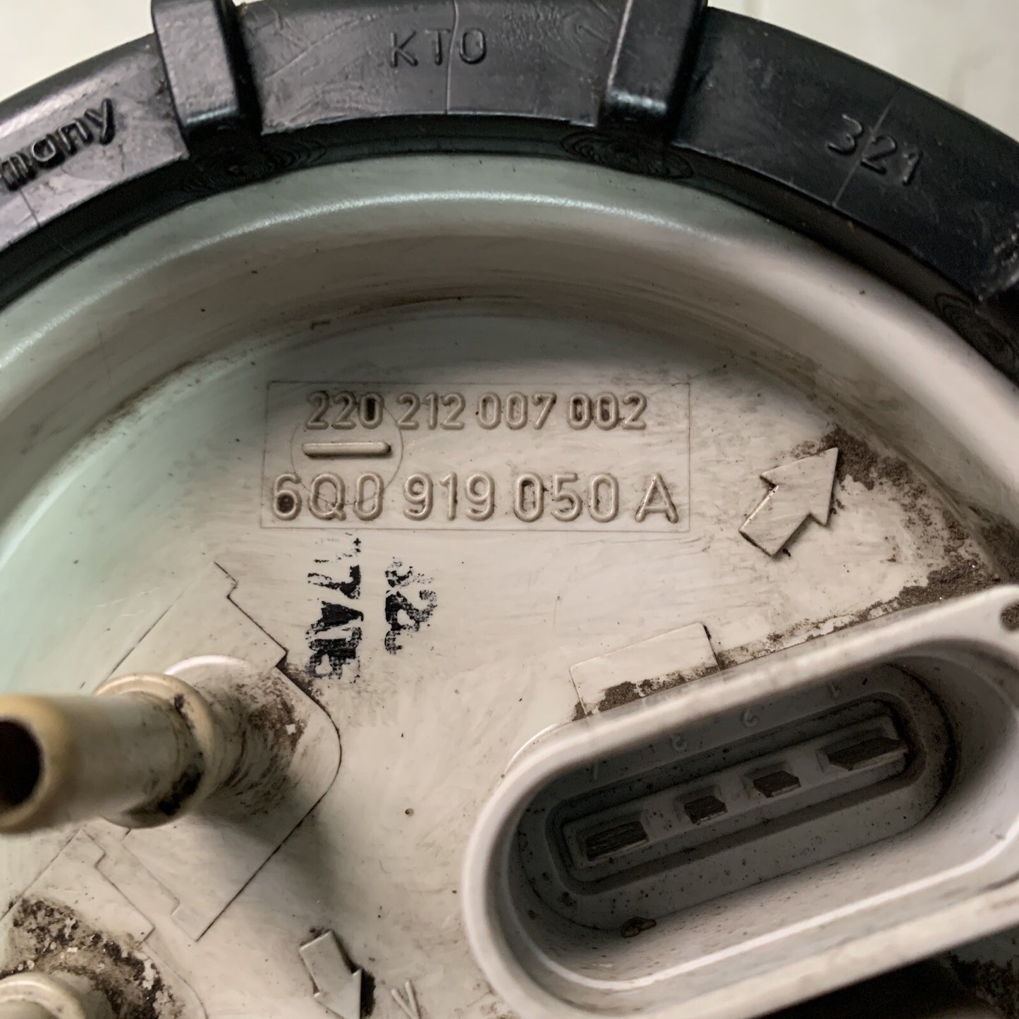 6Q0919050A+220212007002 POMPA CARBURANTE CON GALLEGGIANTE AUDI=SEAT=SKODA=VW