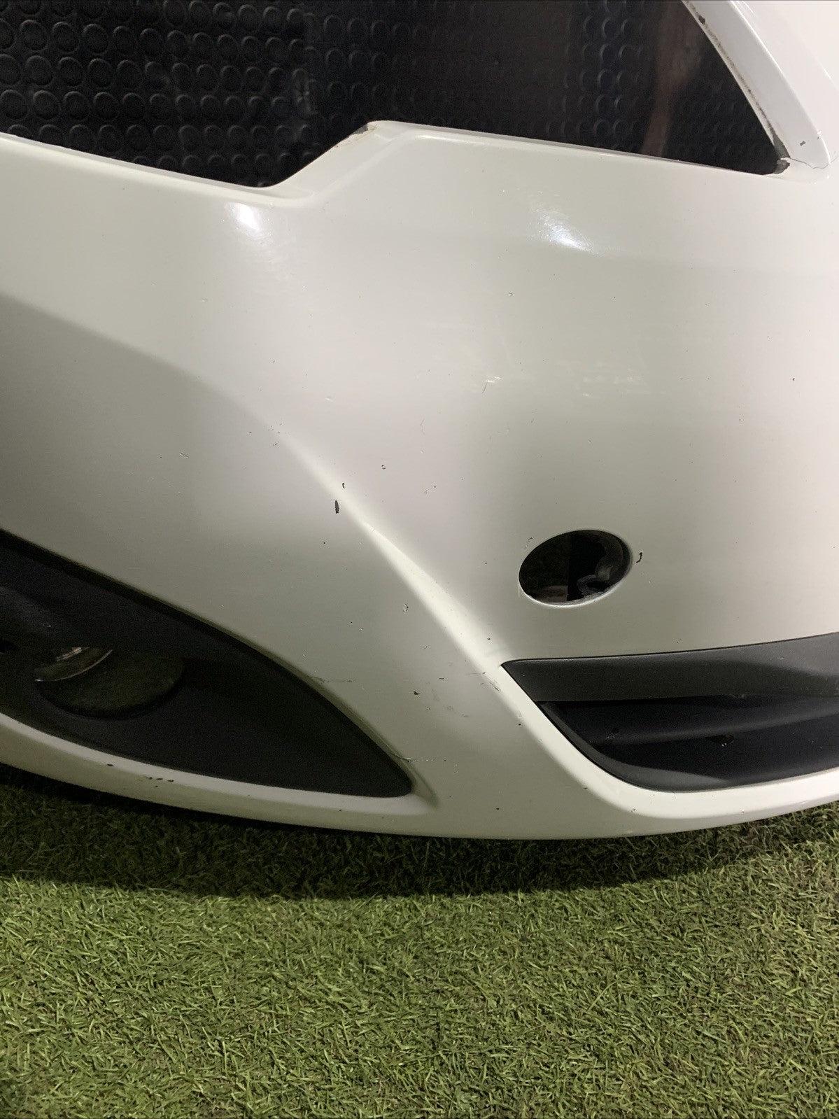 PARAURTI ANTERIORE PER OPEL Meriva 3° Serie 13475836 (10>)