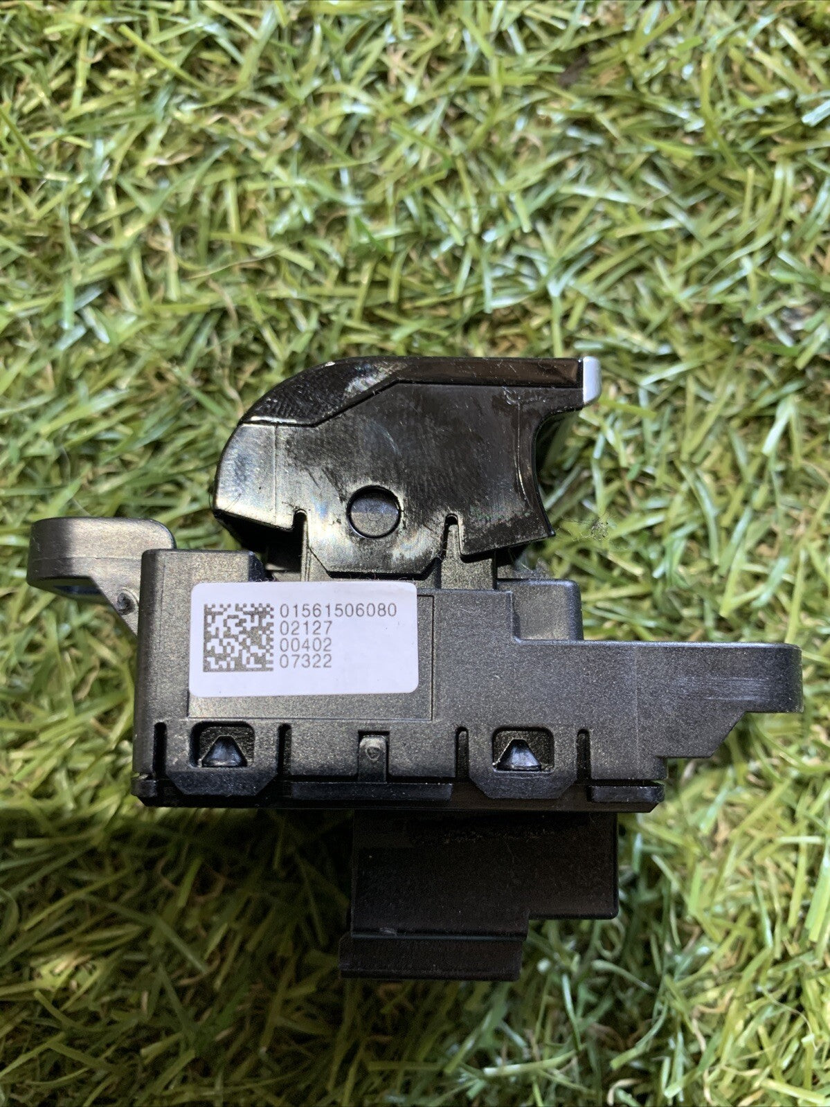 01561506080 PULSANTE INTERRUTTORE FRENO A MANO STAZIONAMENTO ALFA ROMEO STELVIO 