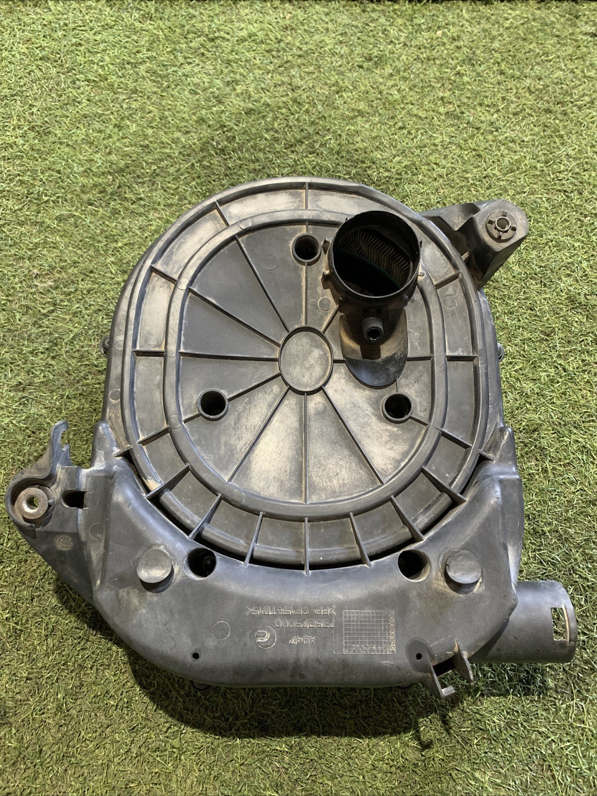 Scatola filtro aria Fiat Punto 188 1.2 b cod 735275000 (2)