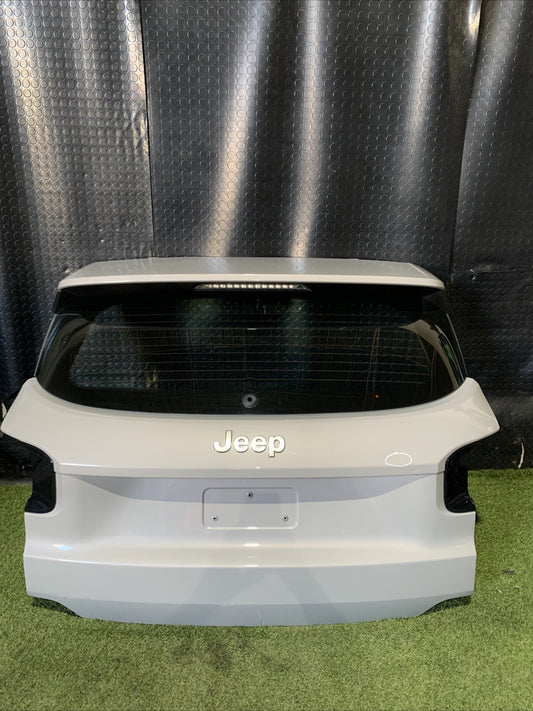 Cofano Baule Portellone Posteriore Jeep Avenger 2025 GUARDARE BENE LE FOTO