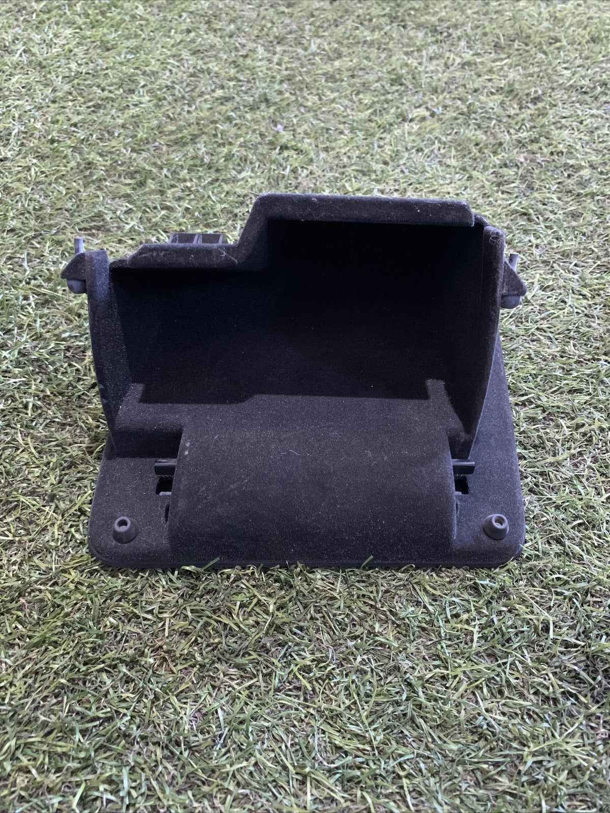 SPORTELLINO PORTA OGGETTI AUDI Q3 2021 0480369