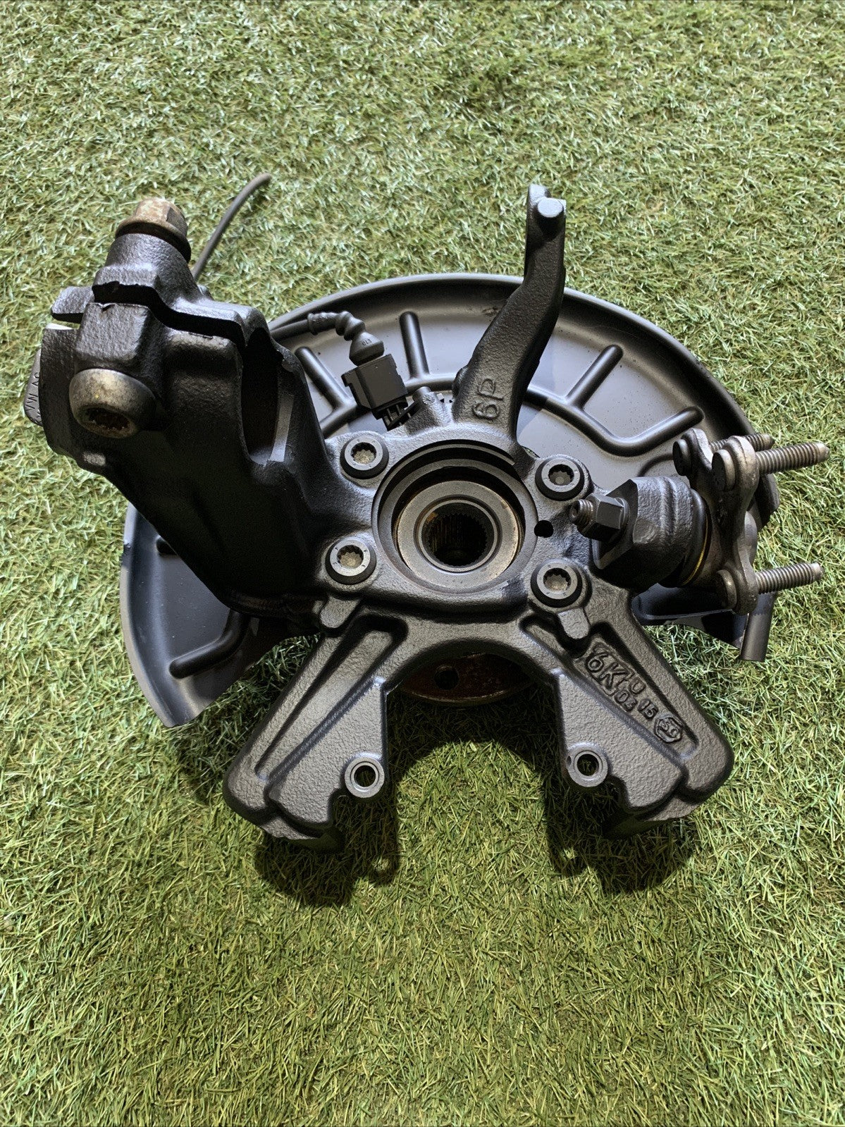 MOZZO MONTANTE FUSELLO ANTERIORE DESTRO SKODA OCTAVIA 2004 1.9 D 1K0407256P