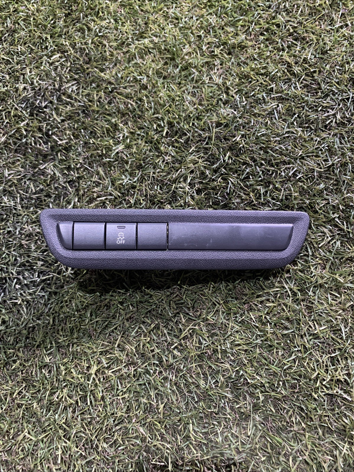 96750105ZD COMANDO INTERRUTTORE ESP OFF CONTROLLO DI STABILITÀ PEUGEOT 208 2017