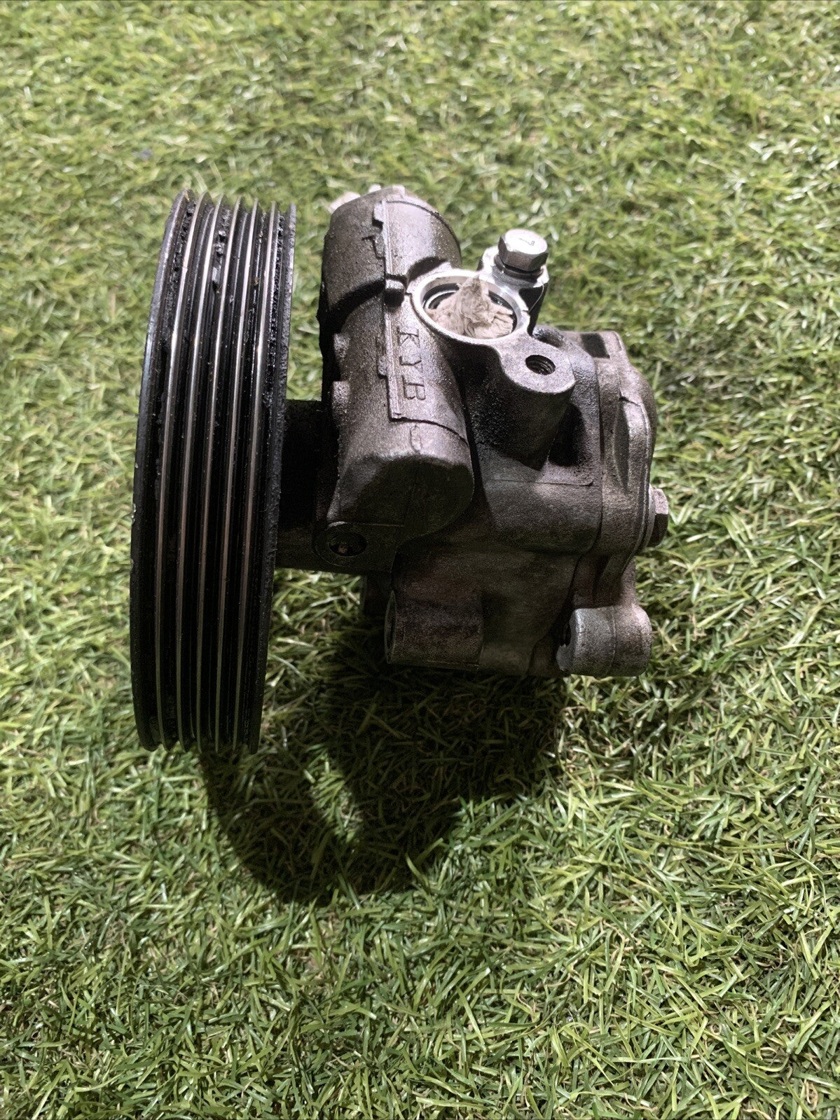 POMPA IDROGUIDA FORD Fiesta 4 Serie 2S6C-3A696-DD Diesel 1.4 (2)