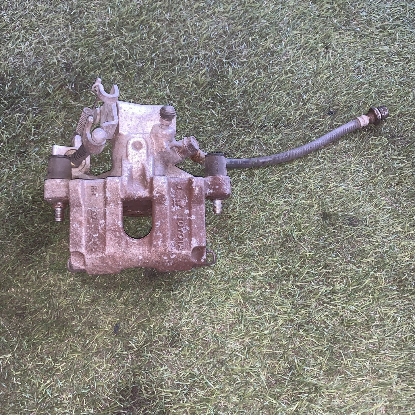 Pinza freno posteriore dx toyota yaris 2017-2021