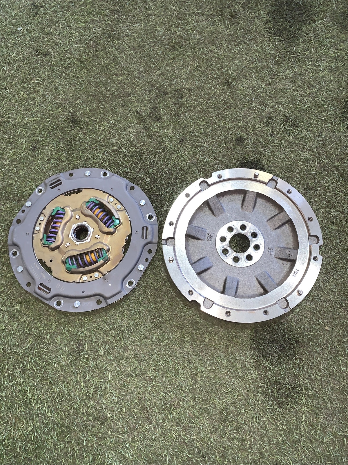 Kit Volano E Frizione Toyota Ch-r 1.8 Hybrid 7l011471