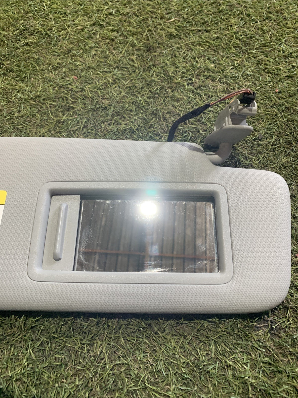 Aletta Parasole Destra Audi Q2 8V5857552AL