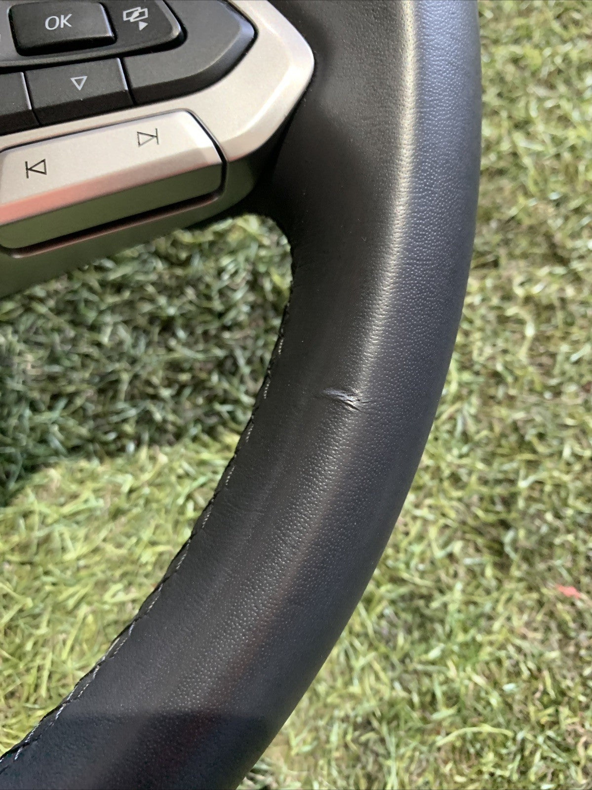 Volante In Pelle Con Comandi Al Volante Volkswagen Polo 2023 R Line 2G0419089