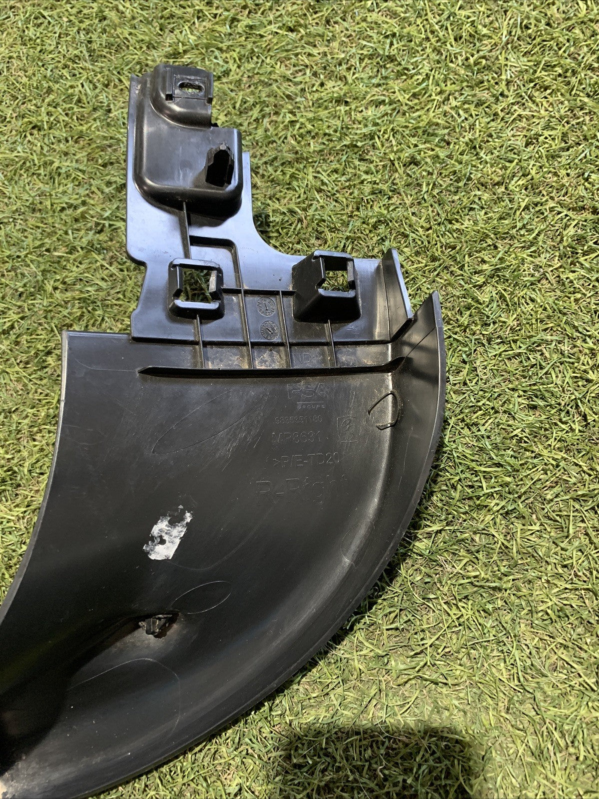 copertura interno portellone  SUP POST DX OPEL MOKKA(B) 2°II° 9835351180