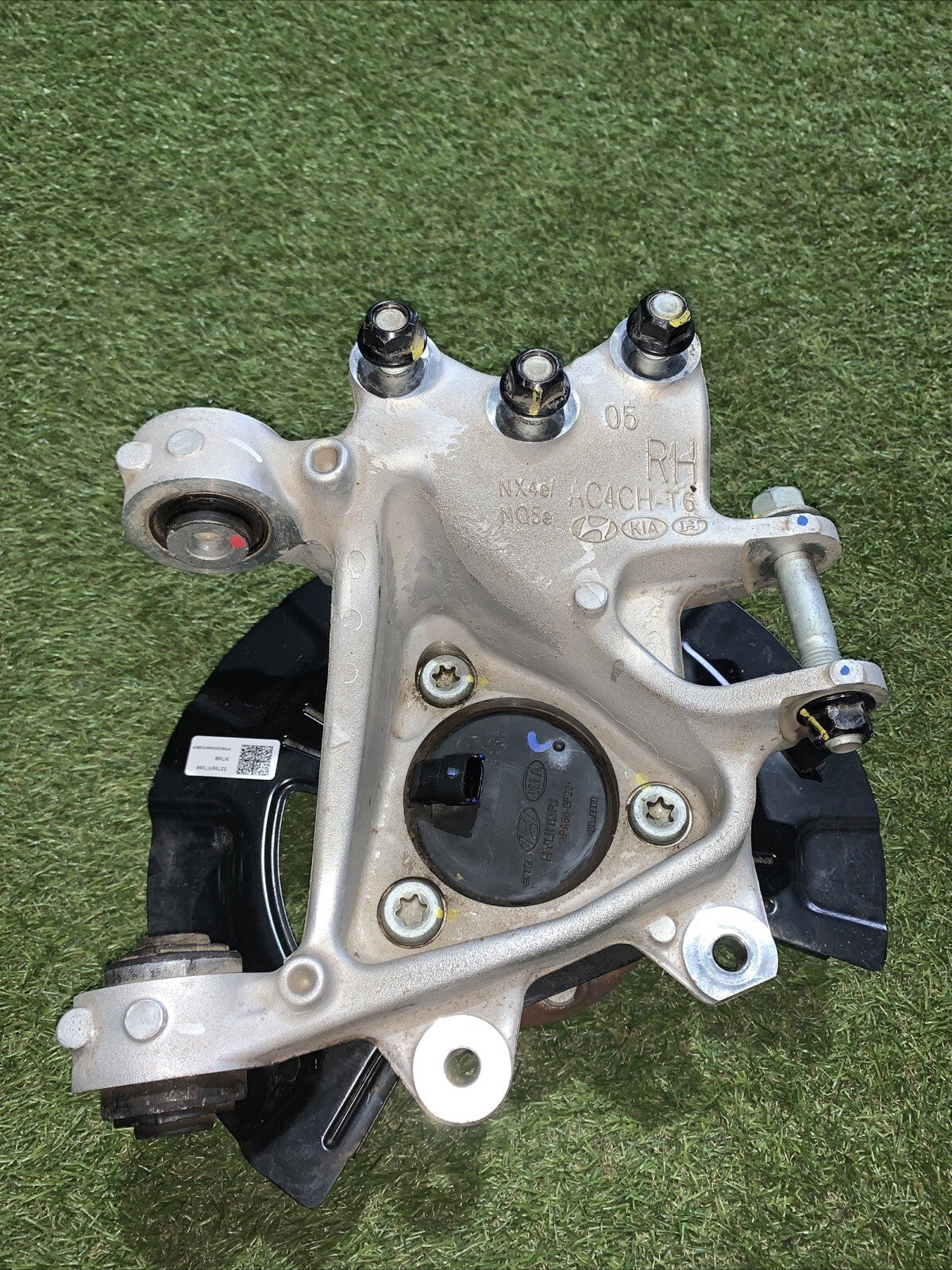 Mozzo Montante Fusello Posteriore Destro Kia Sportage 2023 1.6 Hybrid