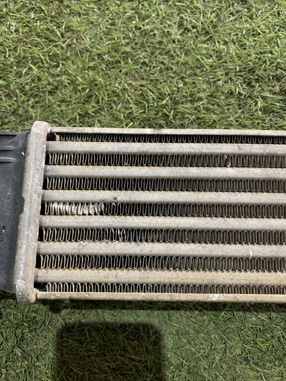 RADIATORE INTERCOOLER FIAT GRANDE PUNTO 1.3 MJT D (2005   2011) 866452000 (4)