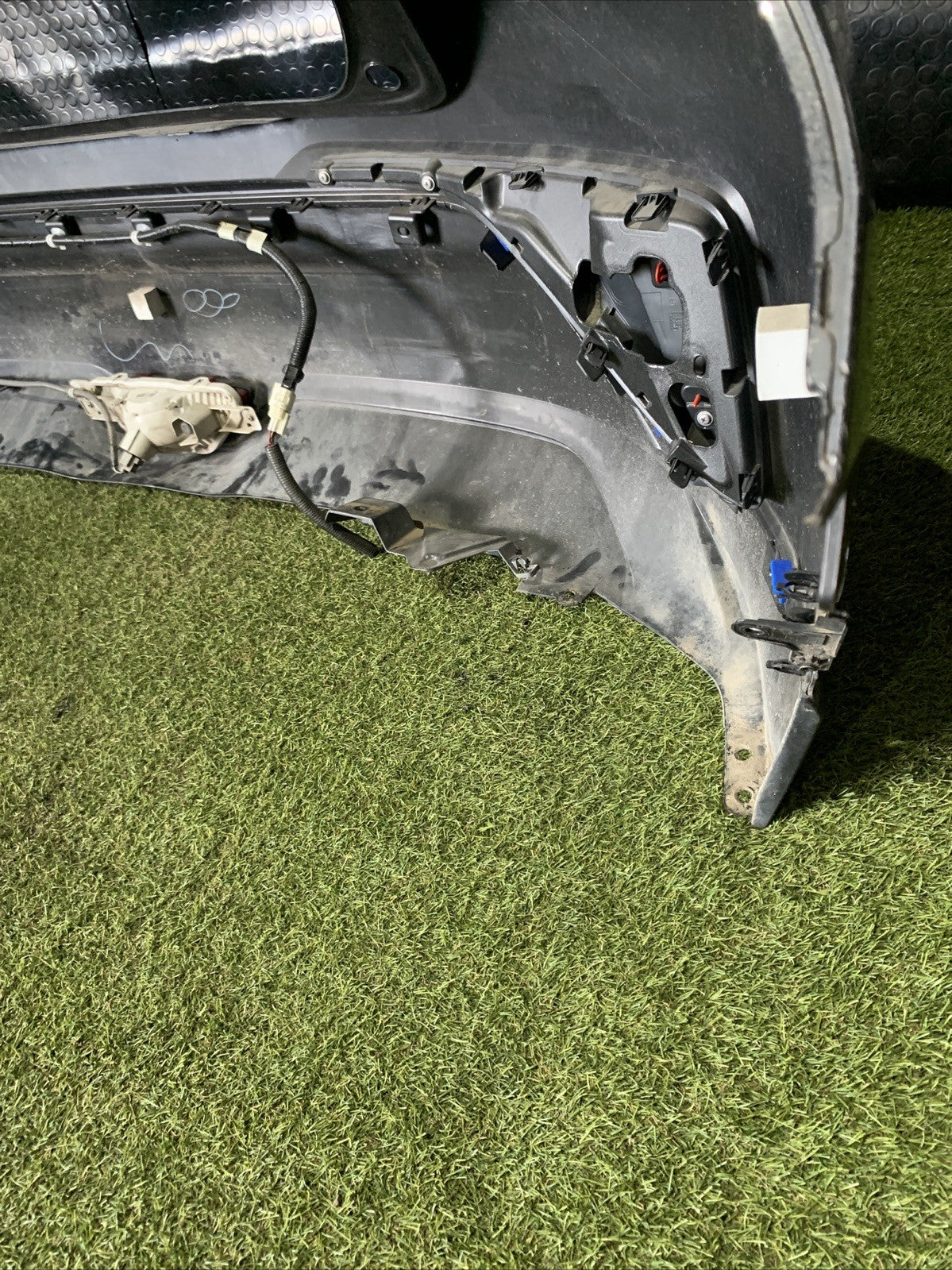 PARAURTI POSTERIORE COMPLETO PER TOYOTA C-HR Ibrida 52159-F4010 (16>23)