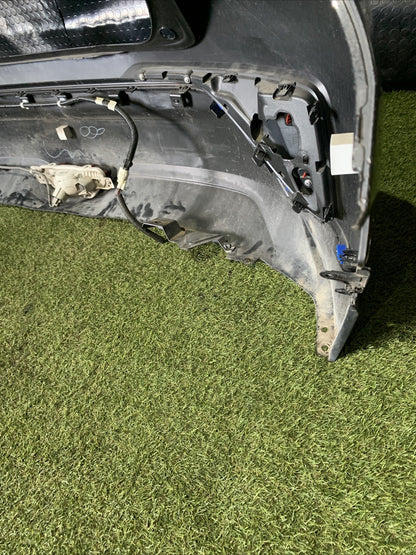 PARAURTI POSTERIORE COMPLETO PER TOYOTA C-HR Ibrida 52159-F4010 (16>23)