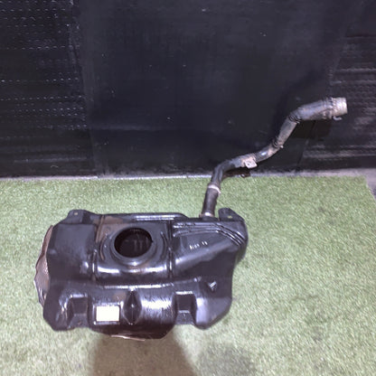 serbatoio carburante toyota aygo￼ 771000H030