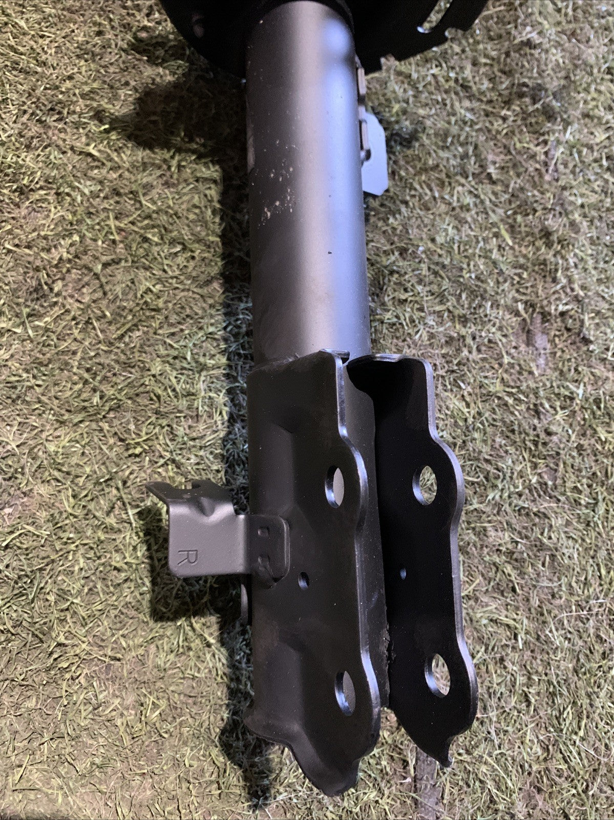 Ammortizzatore Anteriore Destro Suzuki Baleno 1.2 Benzina 41601M68P01
