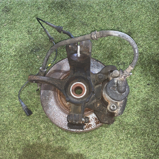 Mozzo montante fusello anteriore SX per Ford Fiesta 1.4  Diesel (2006)