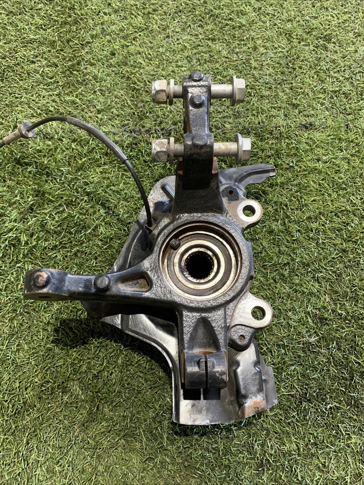 Mozzo Montante Fusello Anteriore Sinistro Fiat Fiorino 2020 1.3 MJT 52044713